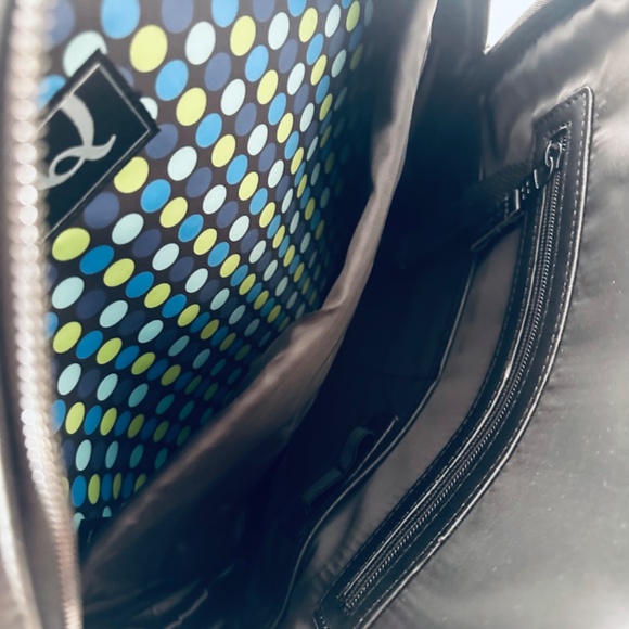 Qualtrics Black Waterproof Backpack with Pockets Lined Inner and Zipped